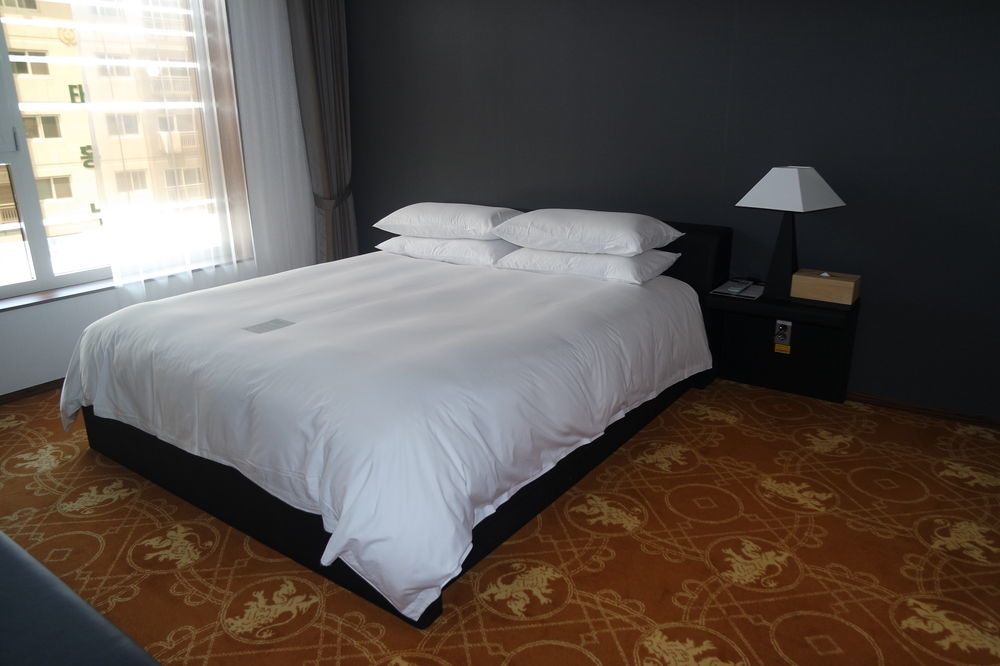 Hotel Leo Jeju Bagian luar foto