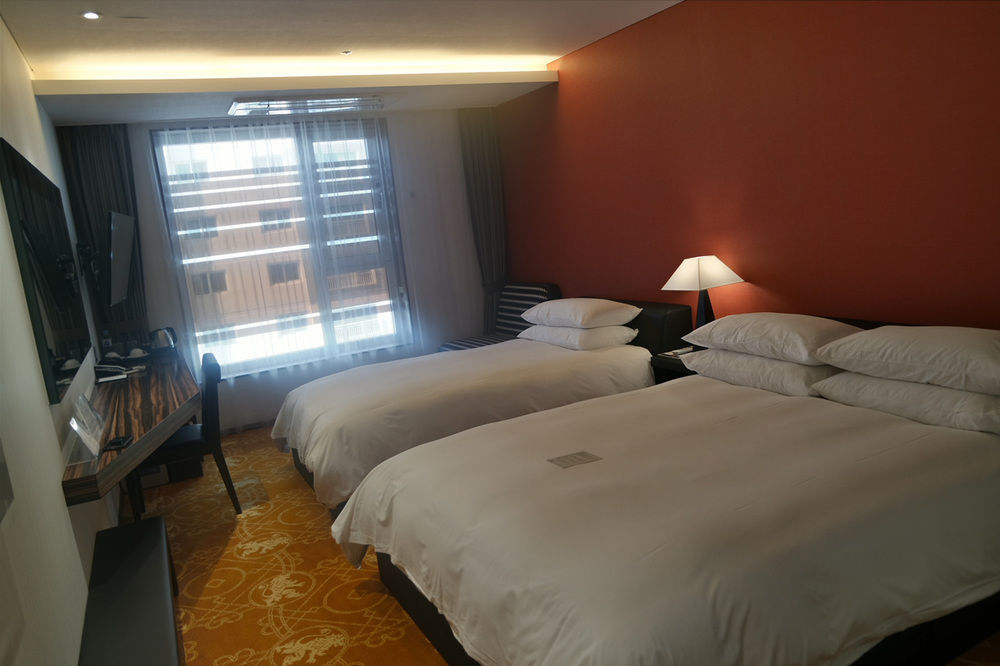 Hotel Leo Jeju Bagian luar foto